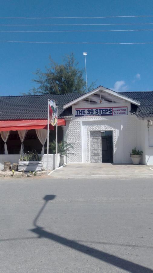 The 39 Steps Hotel Watamu Exterior photo